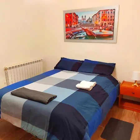 Cozy Roma